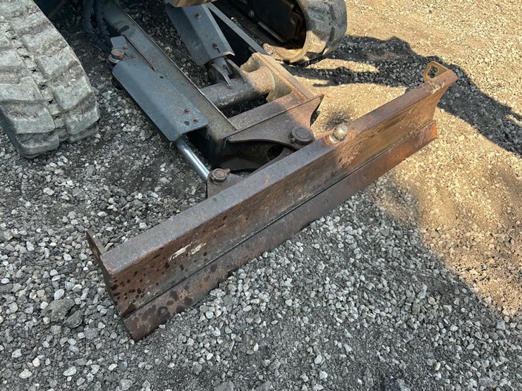 2019-bobcat-e35-image-9