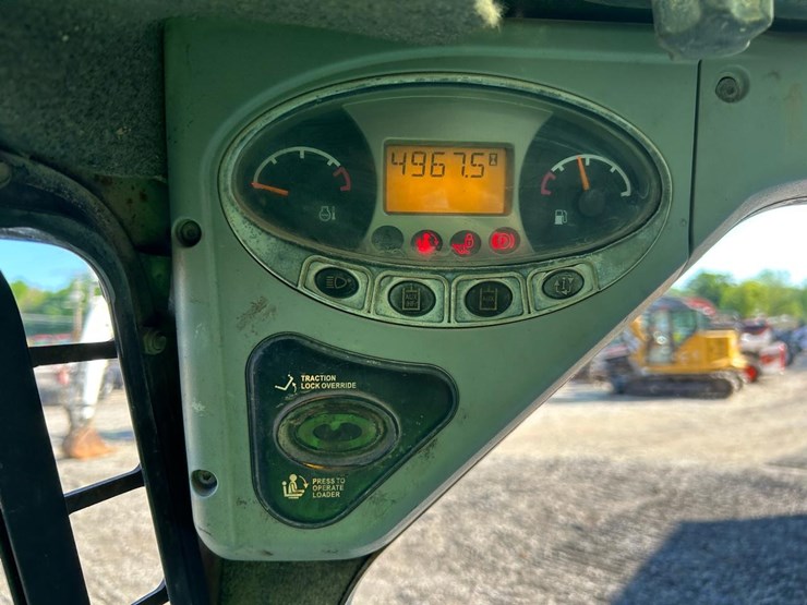 bobcat-t320-image-24