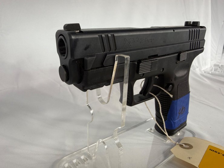 #40-•-springfield-xd-45acp-pistol-us766620-image-2