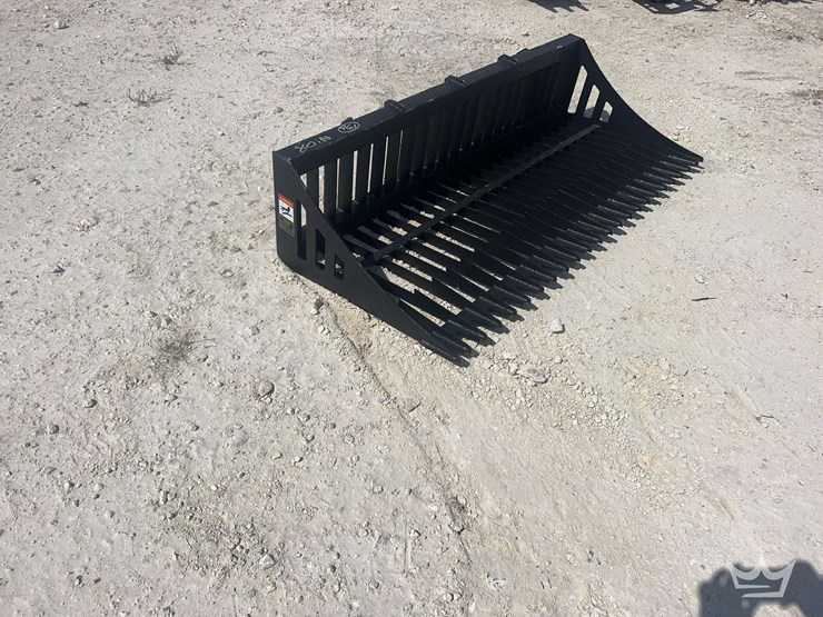 2026-pabreak-rock-bucket-skid-skis-steer-attachment-image-2