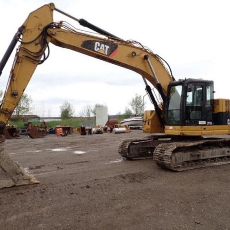 2013 CATERPILLAR 321D LCR