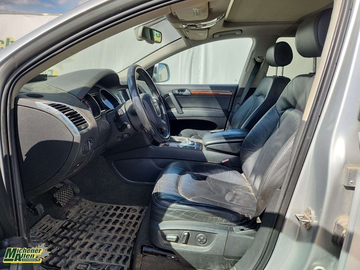 2007-audi-q7-image-14