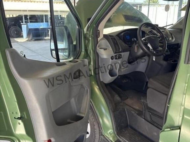 2018-ford-transit-image-33