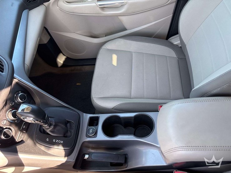 2014-ford-escape-image-15