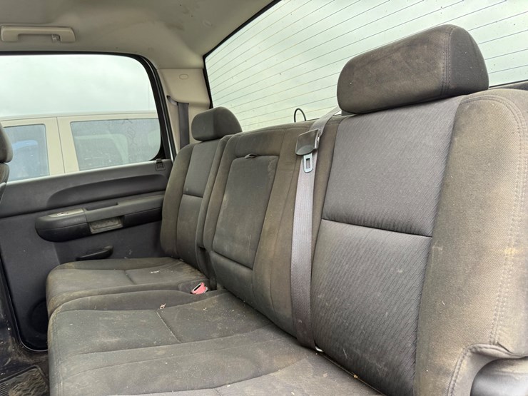 2015-gmc-2500hd-image-56