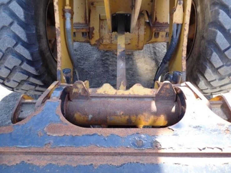 2018-caterpillar-924k-image-29