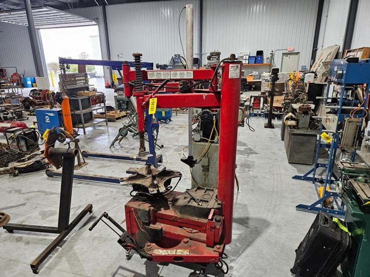#6187-•-coats-rim-clamp-7060ax-tire-changer-image-2