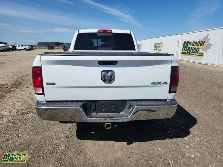 2014-dodge-1500-image-7