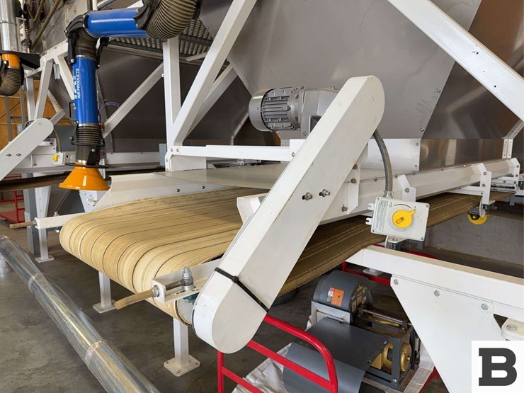 custom-hemp-screening-machine-image-12