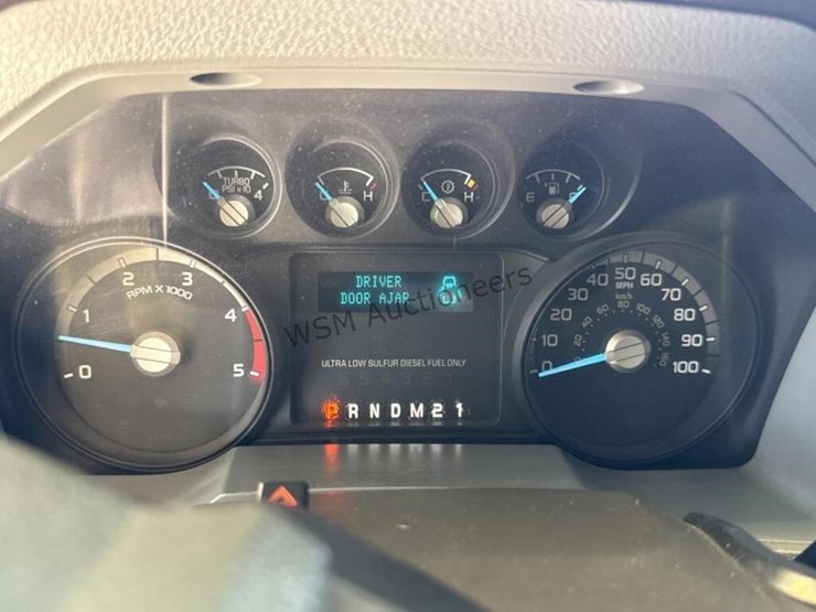 2012-ford-f350-image-17
