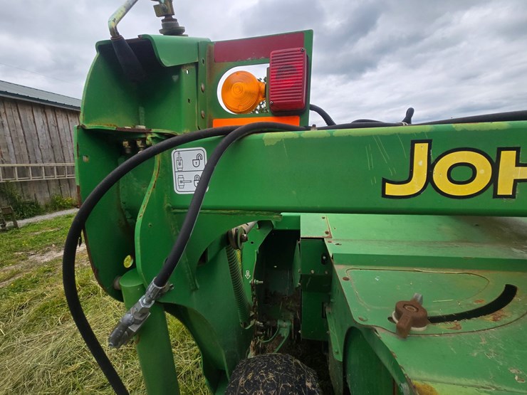 john-deere-630-image-26