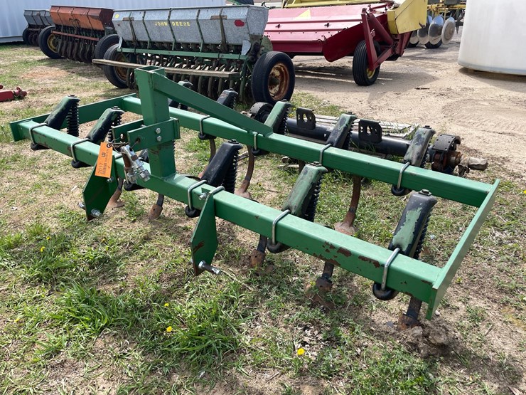 john-deere-7-image-5