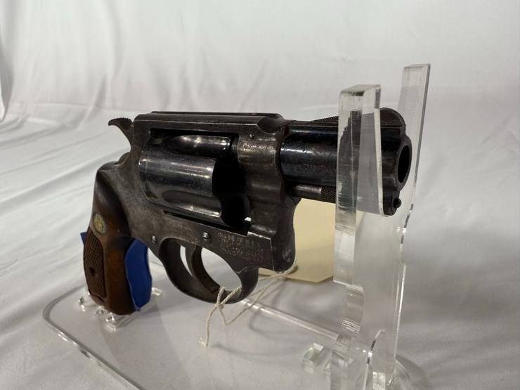 #70-•-smith-&-wesson-32-i-38-special-revolver-121087-image-15