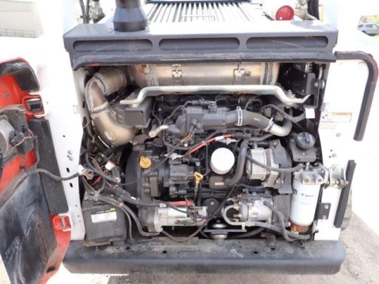 2021-bobcat-t770-image-41