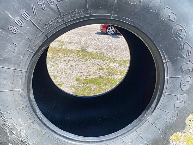 firestone-deep-tread-23-800/70r38-image-7