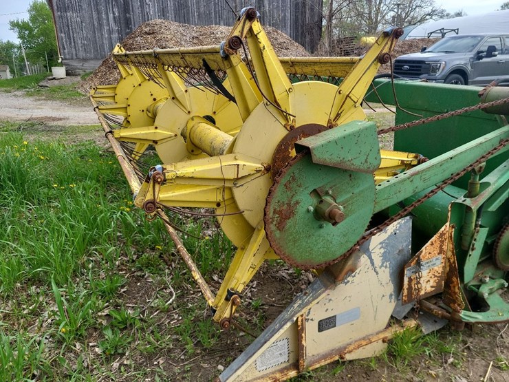 john-deere-3300-image-24