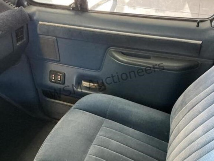 1987-ford-bronco-image-18