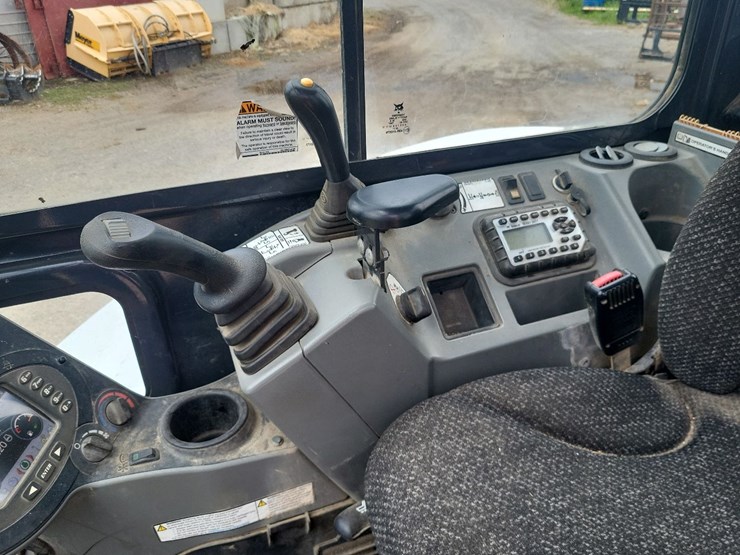 bobcat-e50-image-39