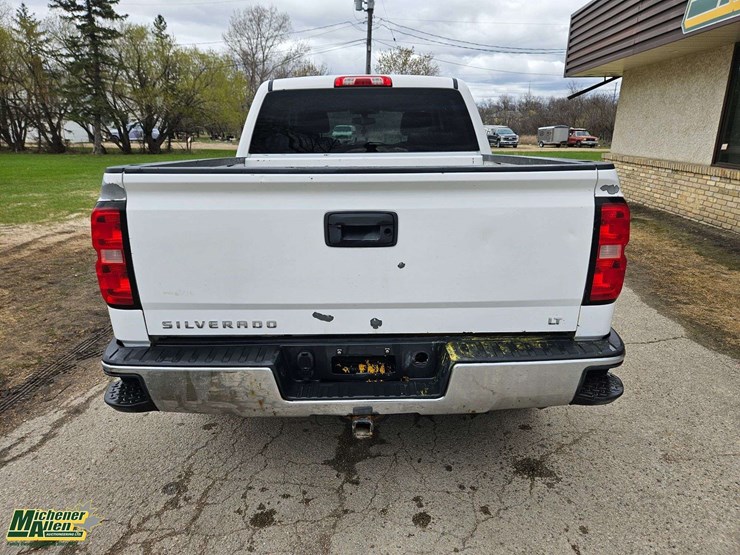 2015-chevrolet-silverado-1500-image-8