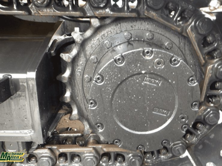 caterpillar-315-gc-image-10