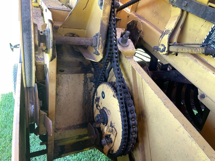 new-holland-d1000-image-30