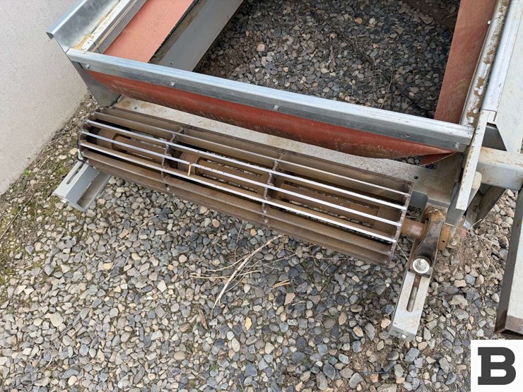 building-infeed-conveyor-image-8