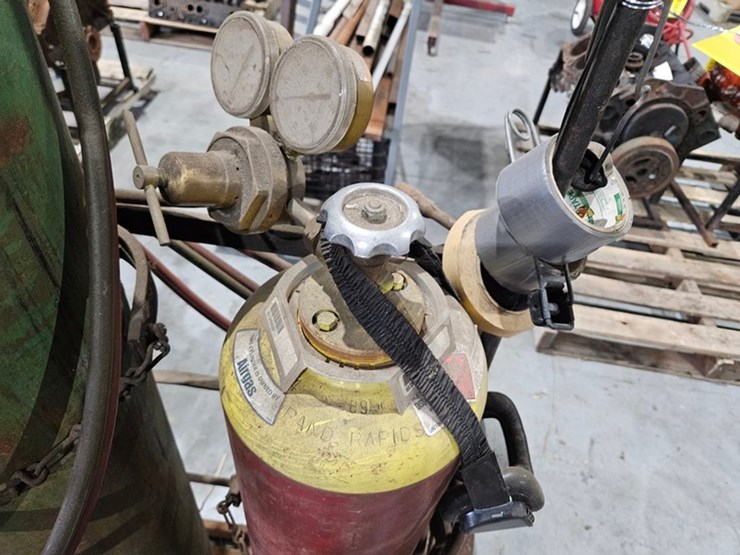 #6193-•-oxygen-&-acetylene-torch-cart-image-9