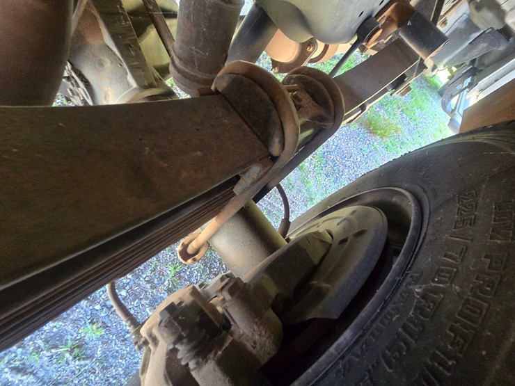 2017-ford-f550-image-63