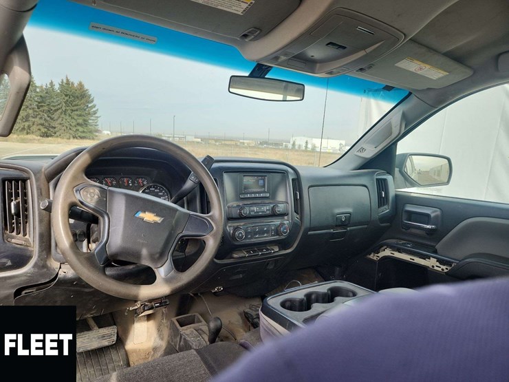 2017-chevrolet-silverado-2500hd-image-22