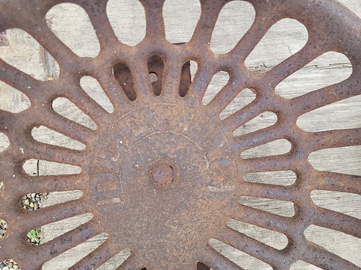 deering-antique-seat---tag-#1230-image-2