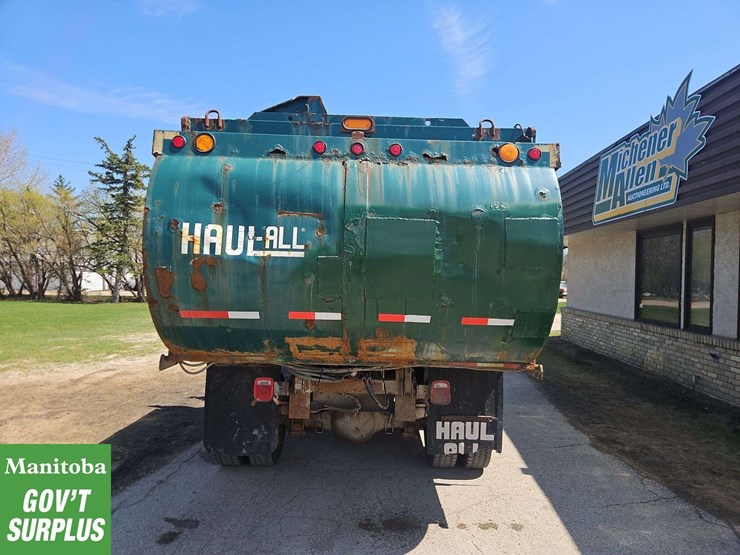 2005-gmc-topkick-c5500-image-7