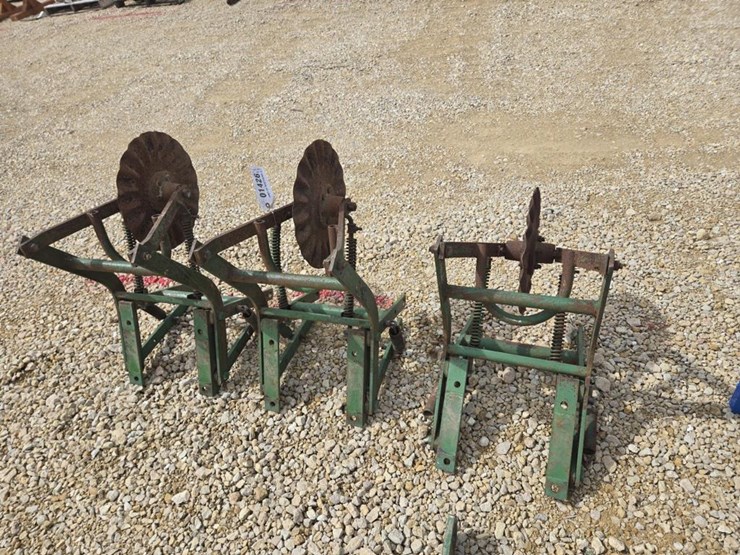 john-deere-7000-image-1