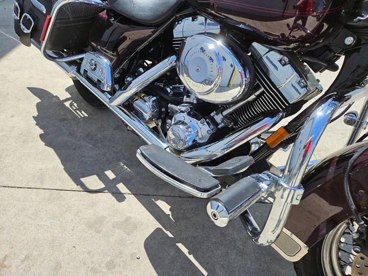 #6179-•-2006-harley-davidson-road-king-motorcycle-image-13