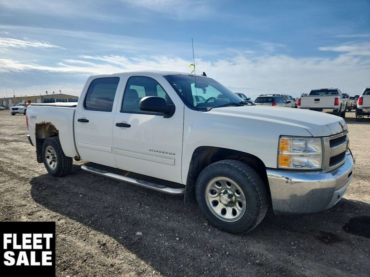 2012-chevrolet-silverado-1500-image-2