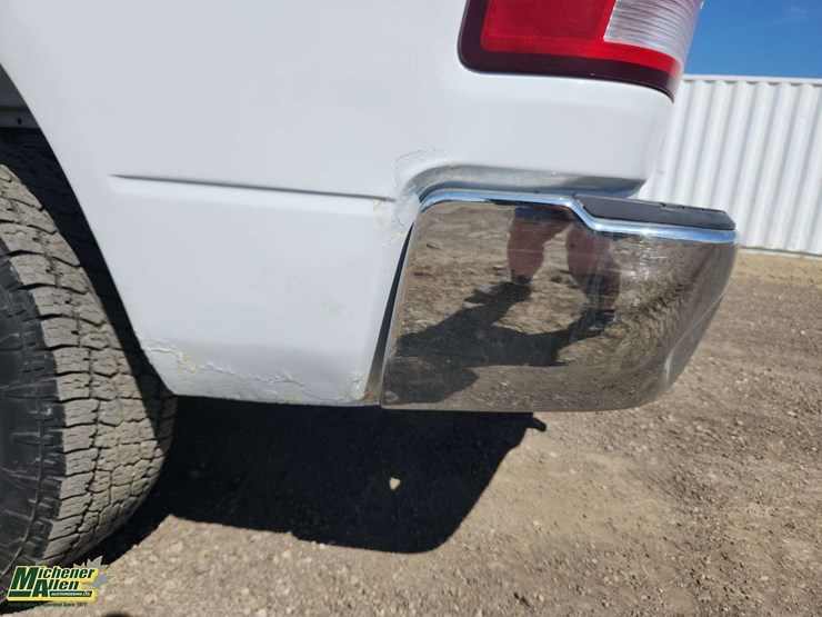 2014-dodge-1500-image-44