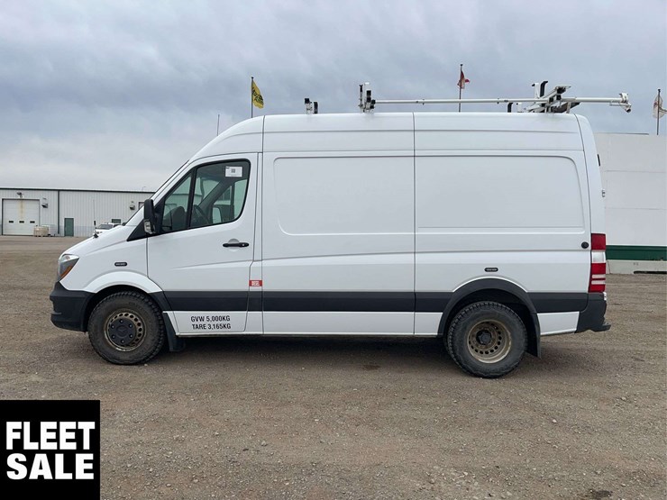 2018-mercedes-benz-sprinter-3500-image-6