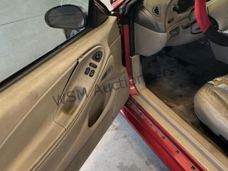 2000-ford-2000-image-23
