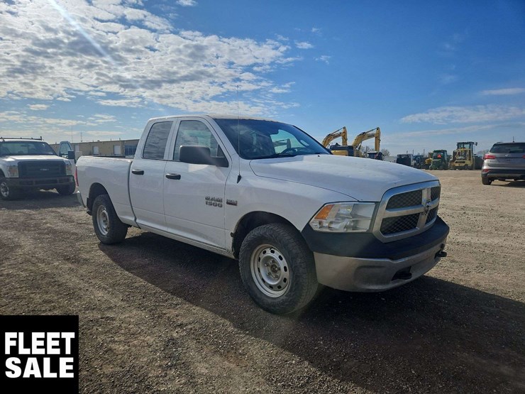 2015-dodge-1500-image-2