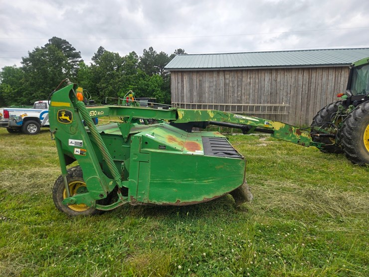 john-deere-630-image-12