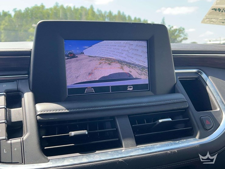2021-chevrolet-tahoe-image-19
