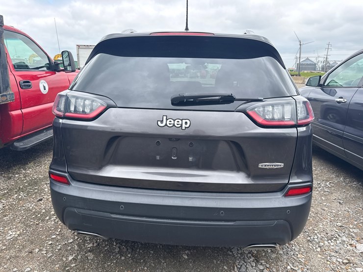 2019-jeep-cherokee-image-5