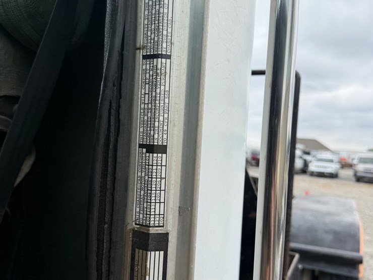 peterbilt-357-image-52