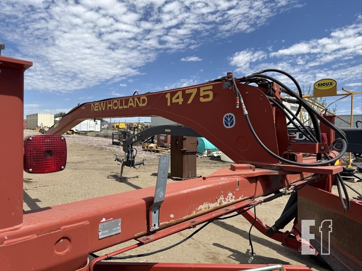 new-holland-1475-image-5