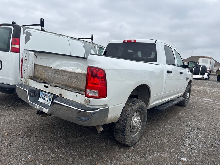 2012-dodge-ram-2500-image-3