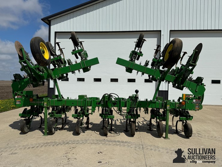 1998-john-deere-856-image-2