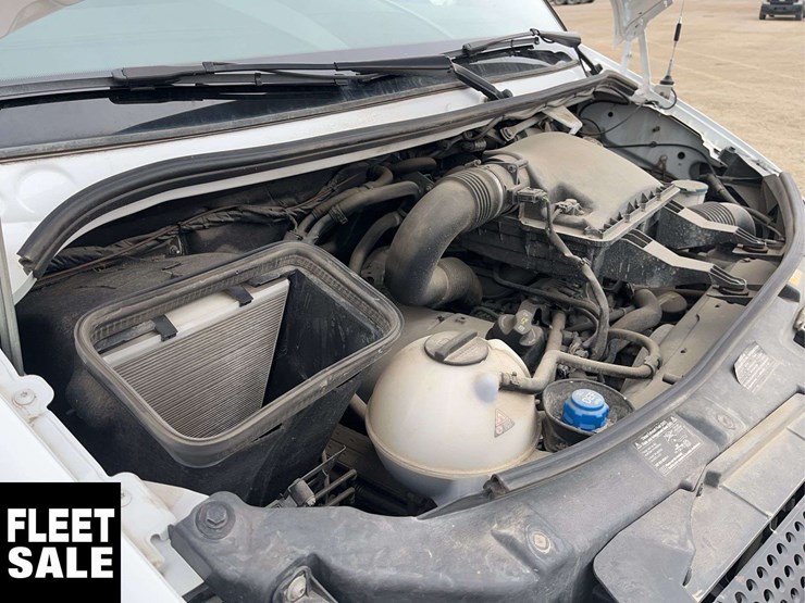 2018-mercedes-benz-sprinter-3500-image-24