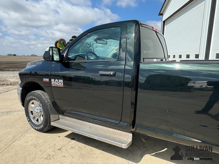 2016-ram-2500-hd-image-9