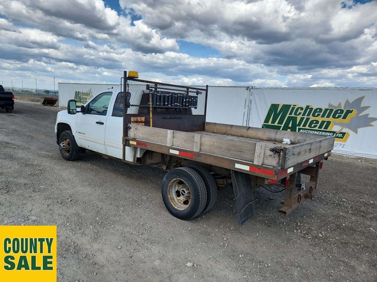 2008-gmc-sierra-3500hd-image-3