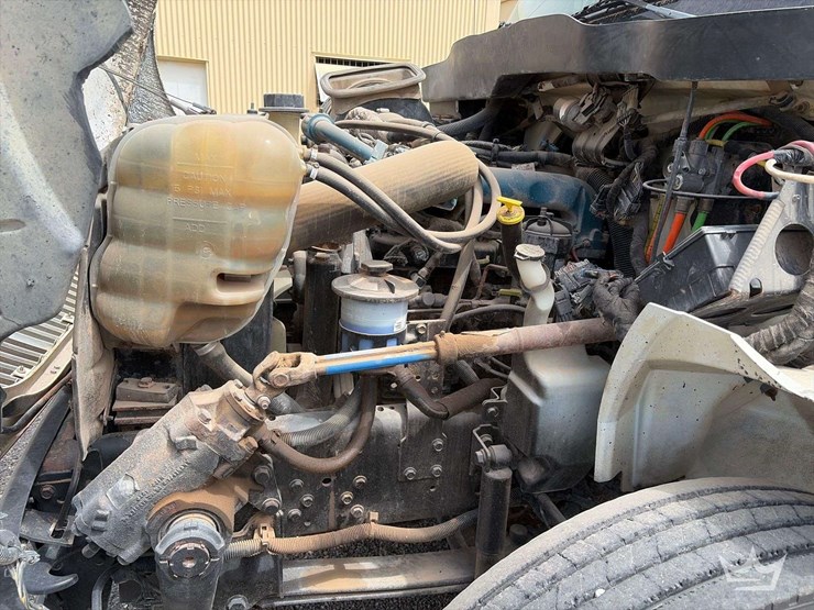 2007-international-durastar-4300-image-12