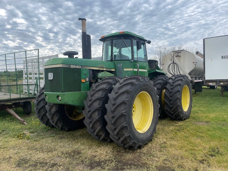 john-deere-8640-image-1